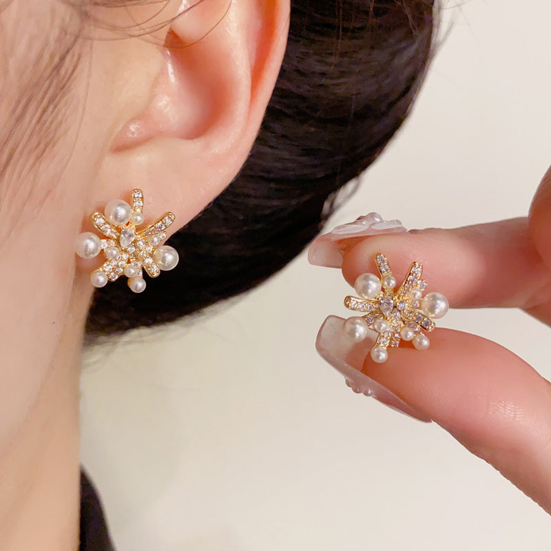 14K Gold Firework Pearl Stud Earrings – Elegant Minimalist Design