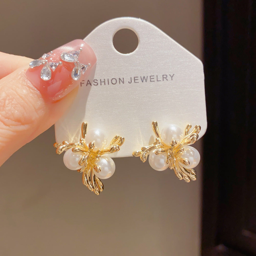 Eaioncol Irregular Pearl Stud Earrings Gold Silver