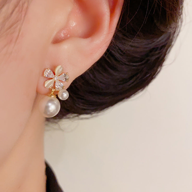 Luxury Zircon Cat's Eye & Flower Pearl Stud Earrings – Elegant Design