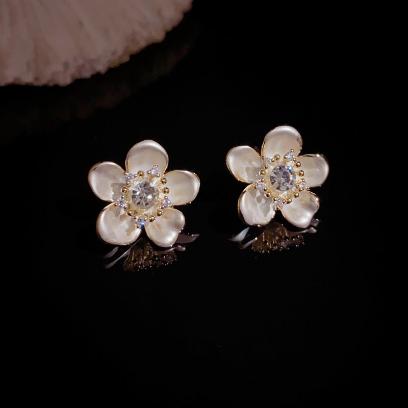 14K Gold-Plated Zircon Flower Stud Earrings – Elegant Floral Sparkle