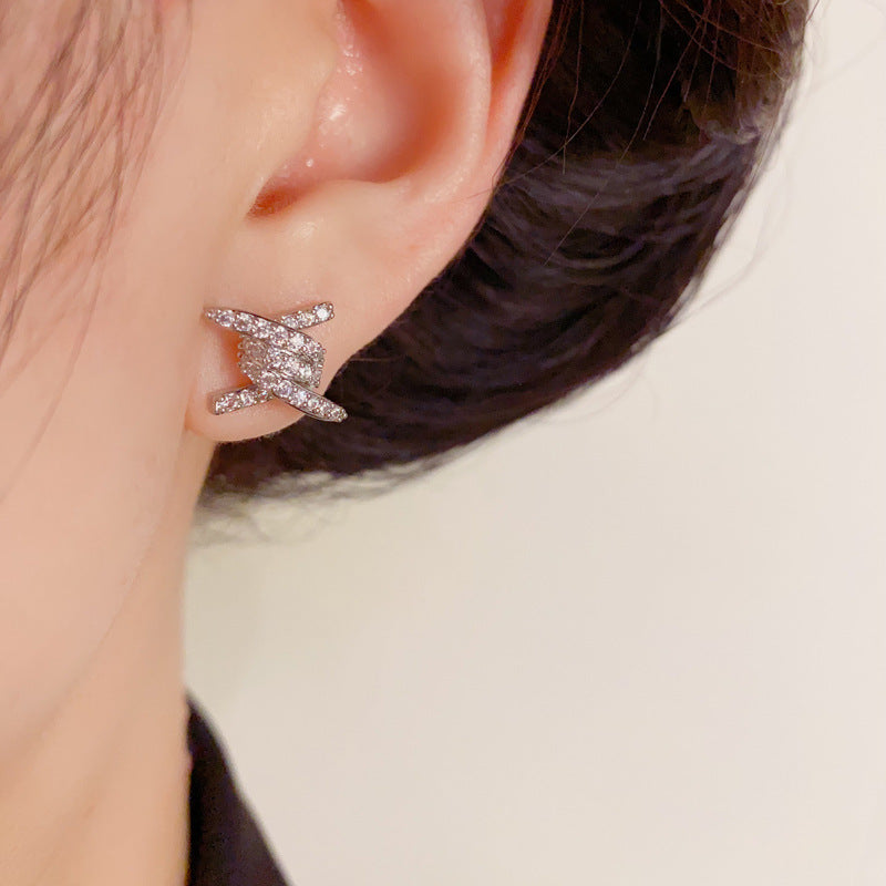 Luxury Full-Zircon Winding Camellia Stud Earrings – Geometric Design