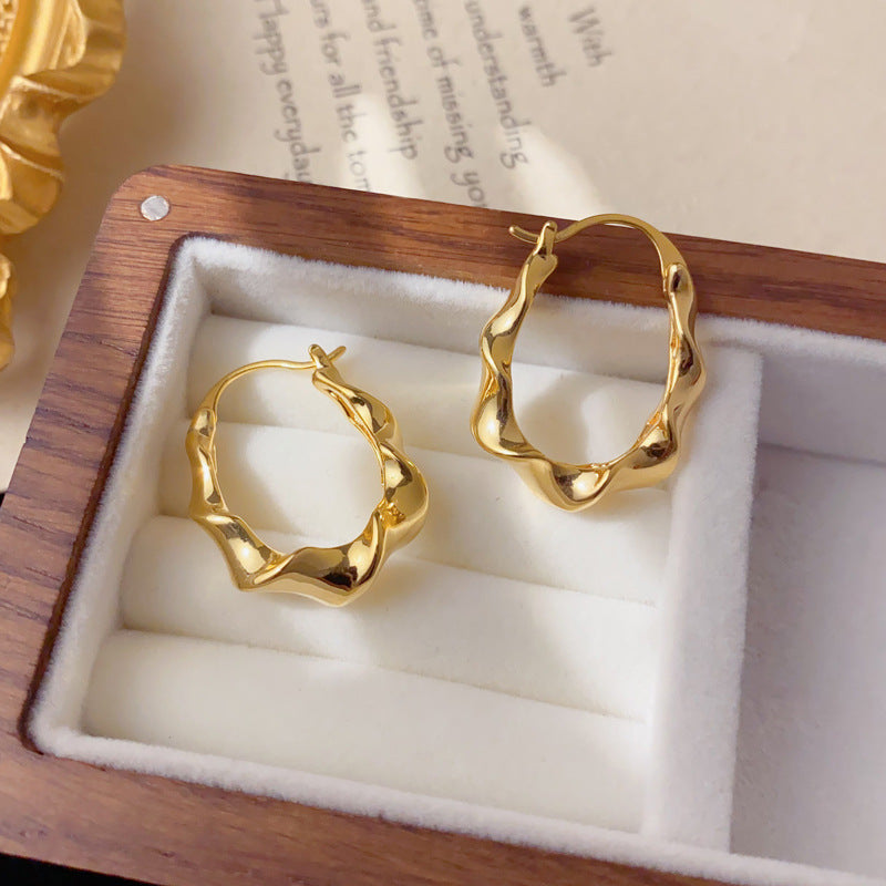 Luxury Irregular Geometric Metal Ear Cuff Earrings – Elegant Design