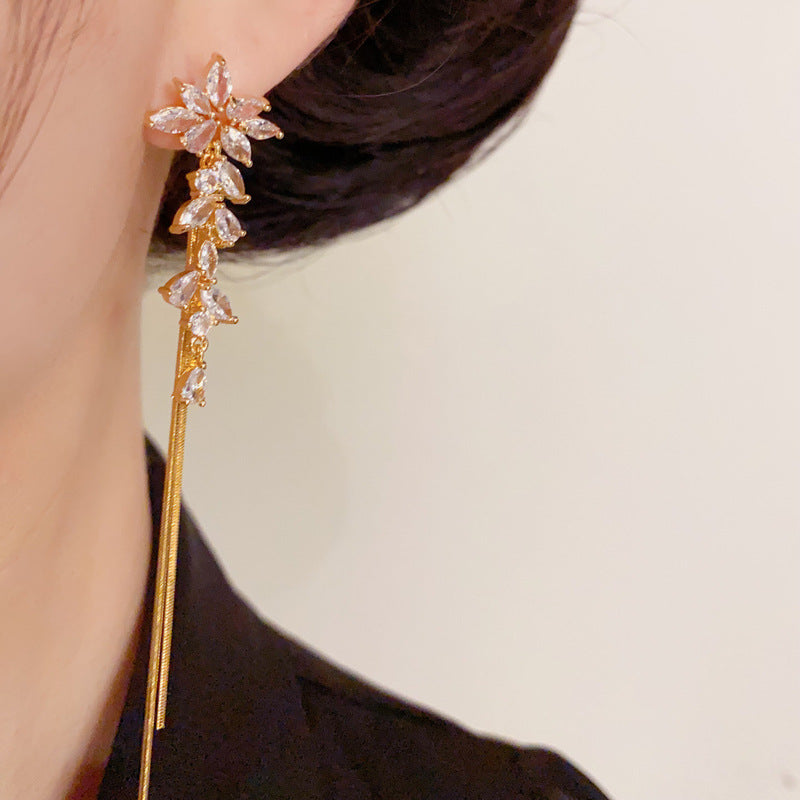 14K Gold Luxury Full-Zircon Leaf Tassel Drop Earrings – Elegant Design