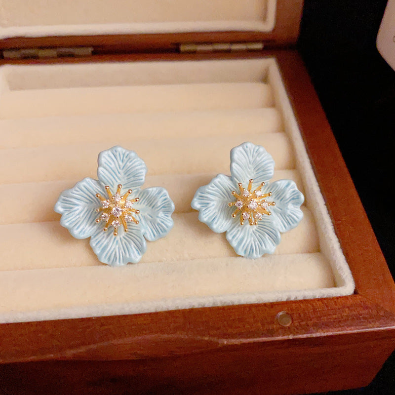 14K Gold-Plated Blue Floral Stud Earrings – Elegant Minimalist Design