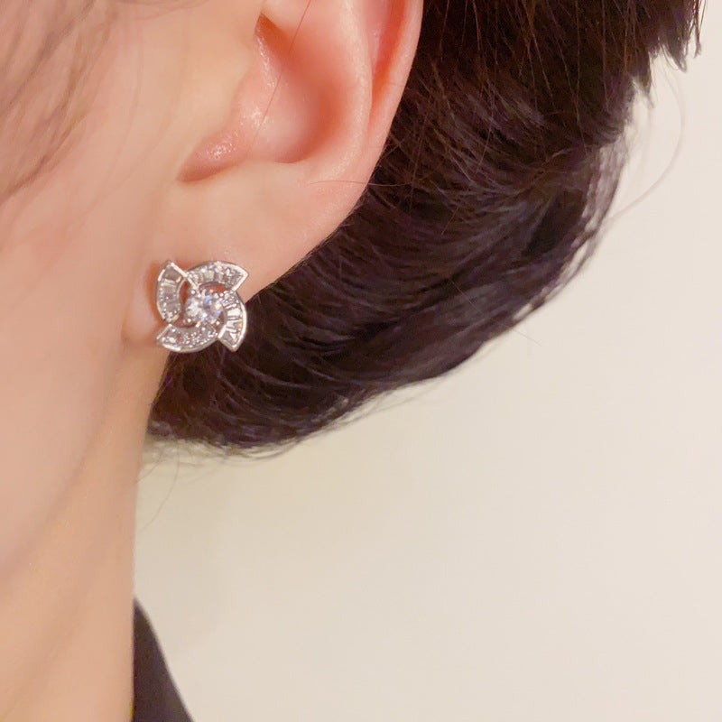 Luxury Full-Zircon Windmill Stud Elegant Earrings – S925 Silver Needle