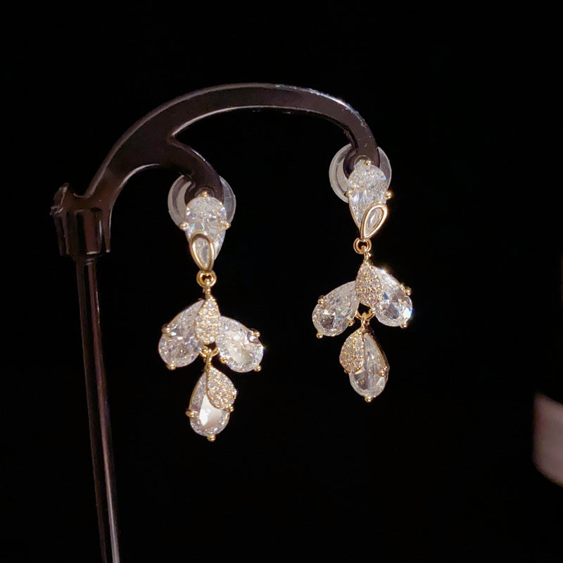 14K Gold Luxury Zircon Leaf Tassel Drop Earrings – Elegant Design