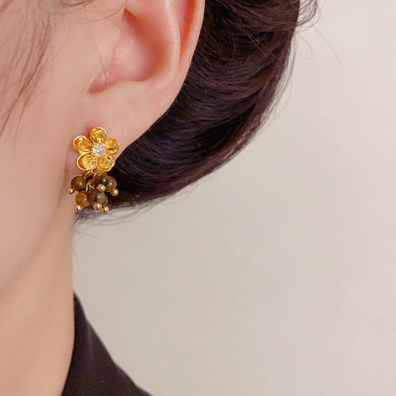 Elegant Tiger's Eye Flower Drop Earrings – Floral Design