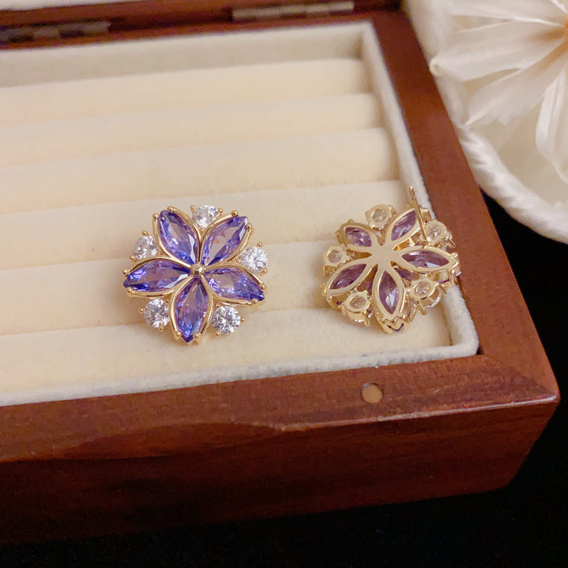 Elegant Full-Zircon Five-Petal Flower Stud Earrings – Floral Design