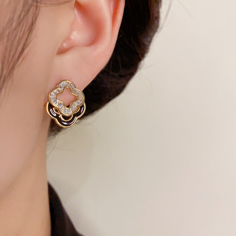 14K Gold-Plated Zircon Four-Leaf Stud Earrings - Chic Elegance Design