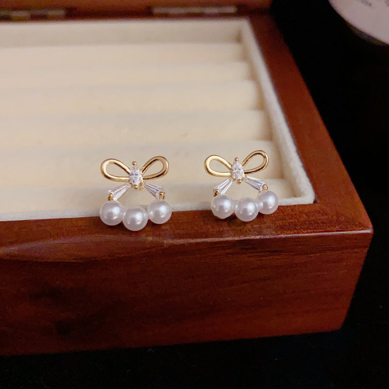 14K Gold-Plated Bow Pearl Stud Earrings – French Elegance Design
