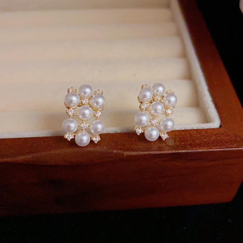 14K Gold-Plated Geometric Hollow Pearl Stud Earrings – Minimalist Chic