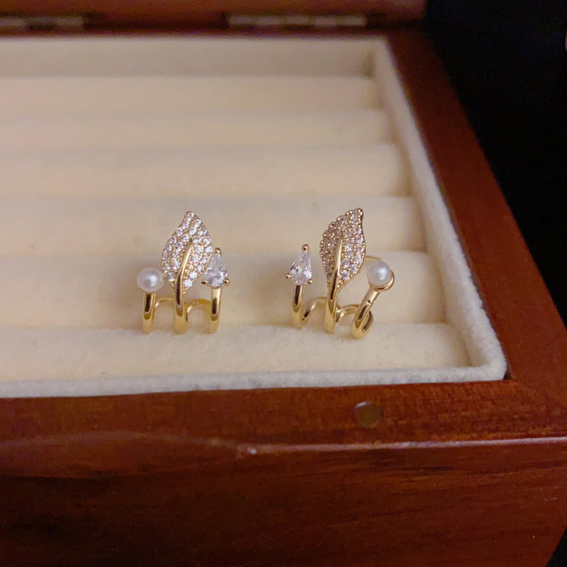 14K Gold-Plated Zircon Leaf Pearl Earrings – Elegant Minimalist Design