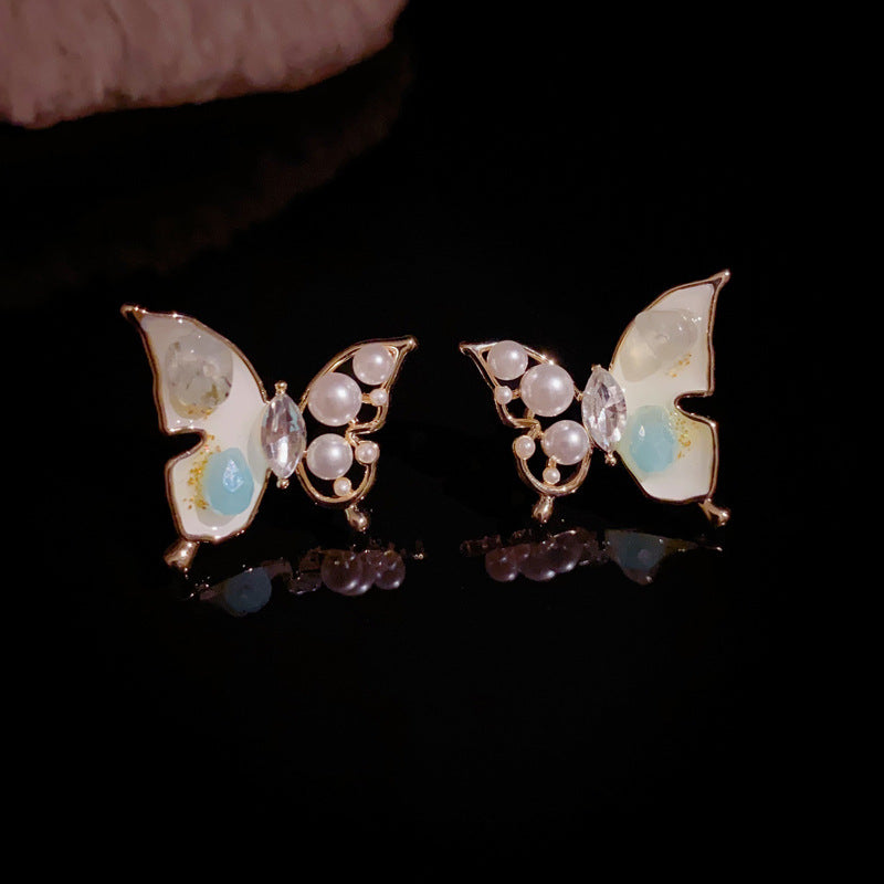 14K Gold-Plated Pearl & Butterfly Stud Earrings – Chic Korean Design