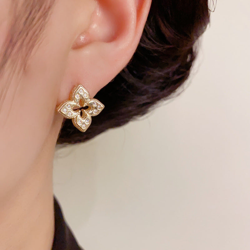 14K Gold-Plated Zircon 4-Petal Flower Earrings – Elegant Floral Design