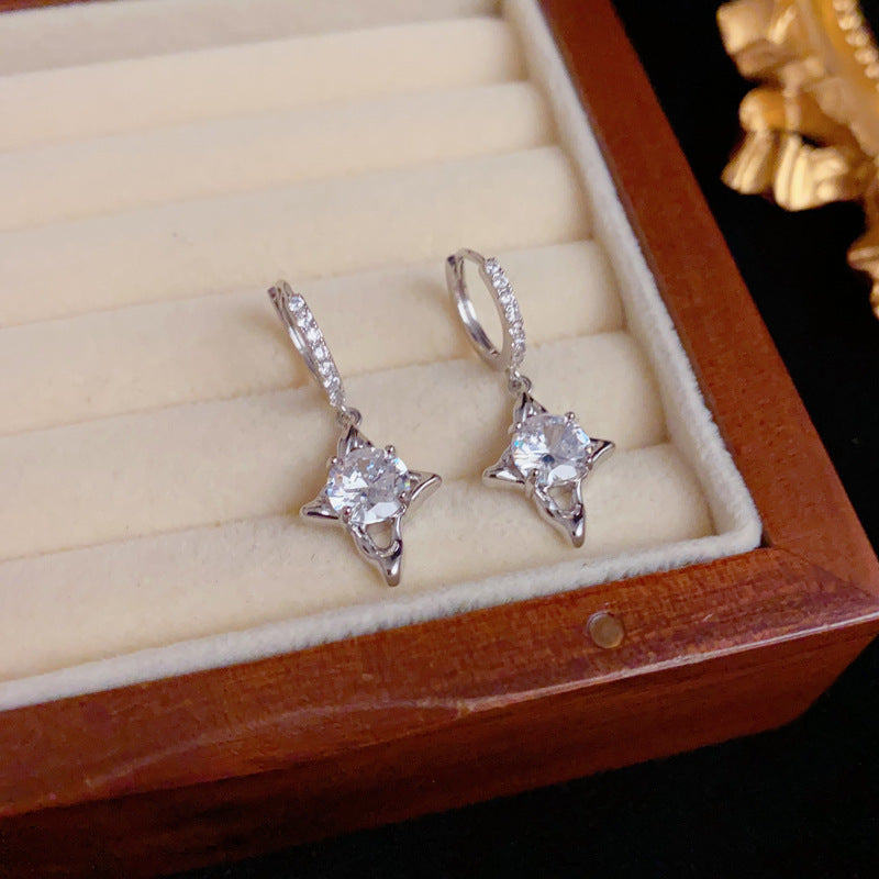 Luxury Zircon Star Ear Cuff Earrings – Elegant Design