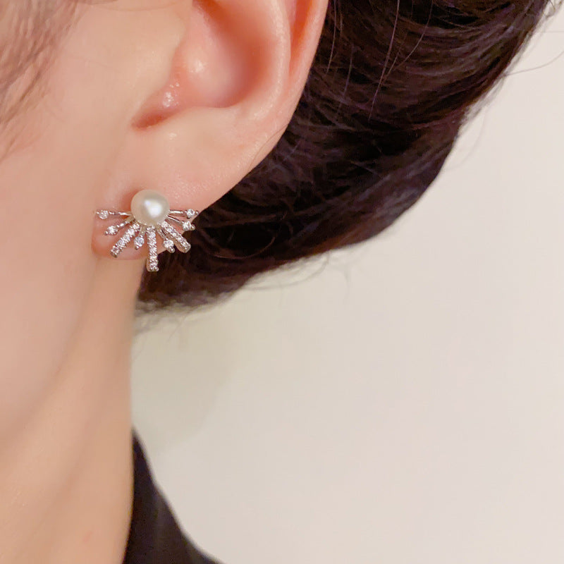 Elegant Zircon Sunflower & Pearl Stud Earrings – Geometric Design