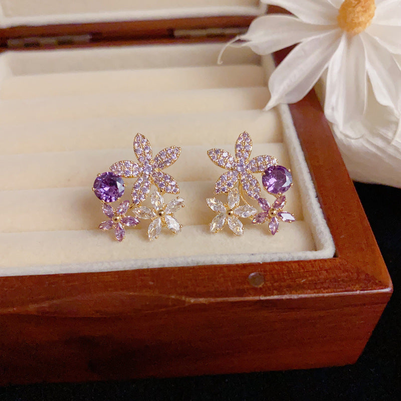 Luxury Full-Zircon Petal Stud Gold Earrings – Elegant Floral Design