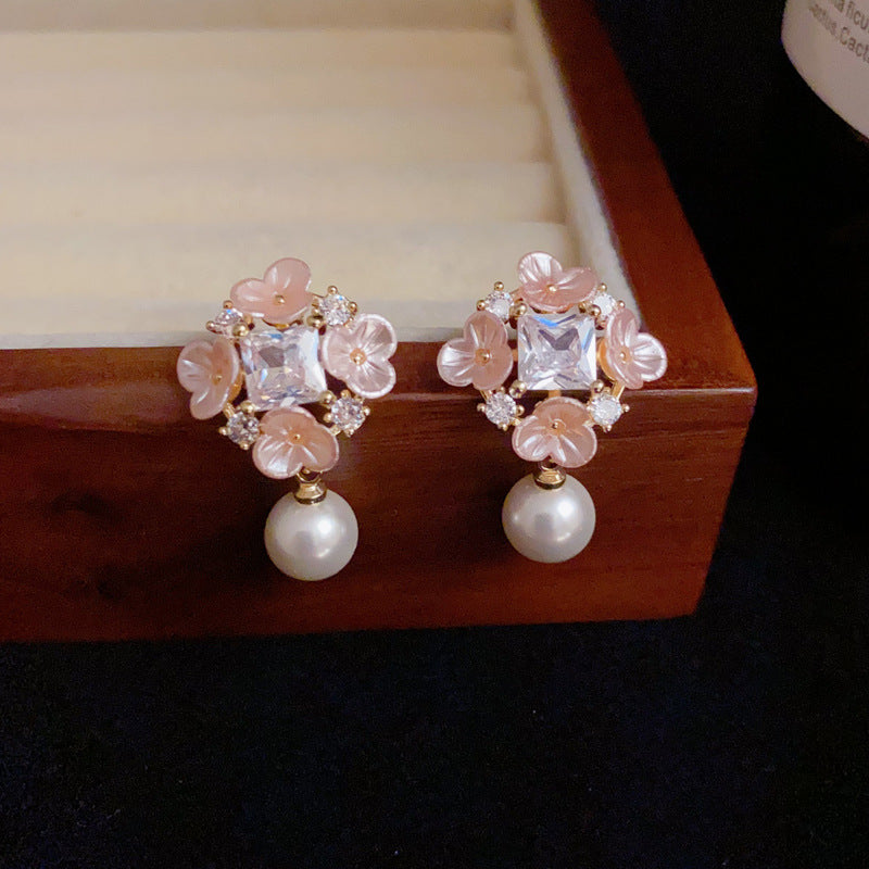 Minimalist Petal Zircon & Pearl Drop Earrings – Elegant Floral Design