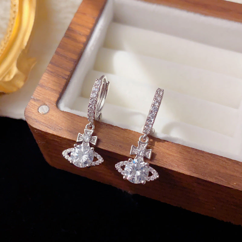 Luxury Zircon Queen Mother Saturn Ear Cuff Earrings – Elegant Design