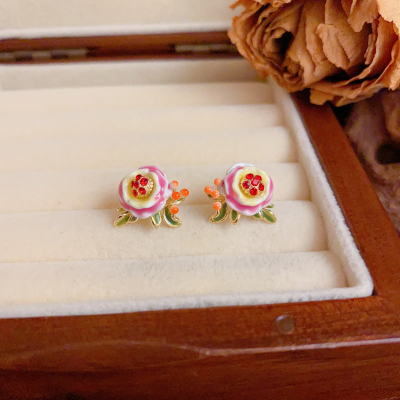 14K Gold Luxury Enamel Flower Stud Flower Earrings – Elegant Design