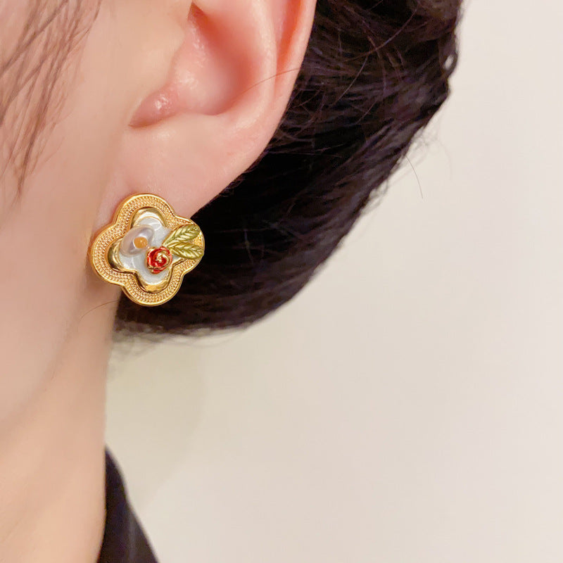 Luxury Enamel 4-Leaf Flower Stud Gold Earrings – Elegant Flower Design