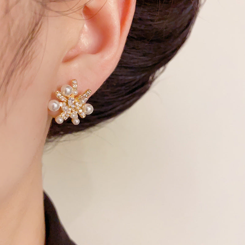 14K Gold Firework Pearl Stud Earrings – Elegant Minimalist Design