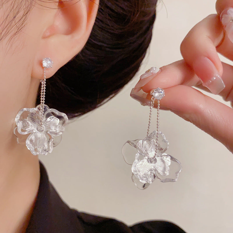Luxury White Double-Sided Petal Drop Earrings – Elegant Floral Design