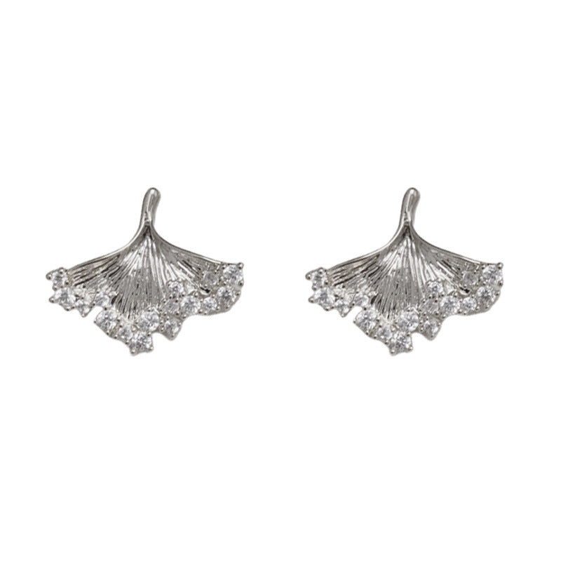 14K Gold Luxury Zircon Ginkgo Leaf Stud Earrings – Elegant Design