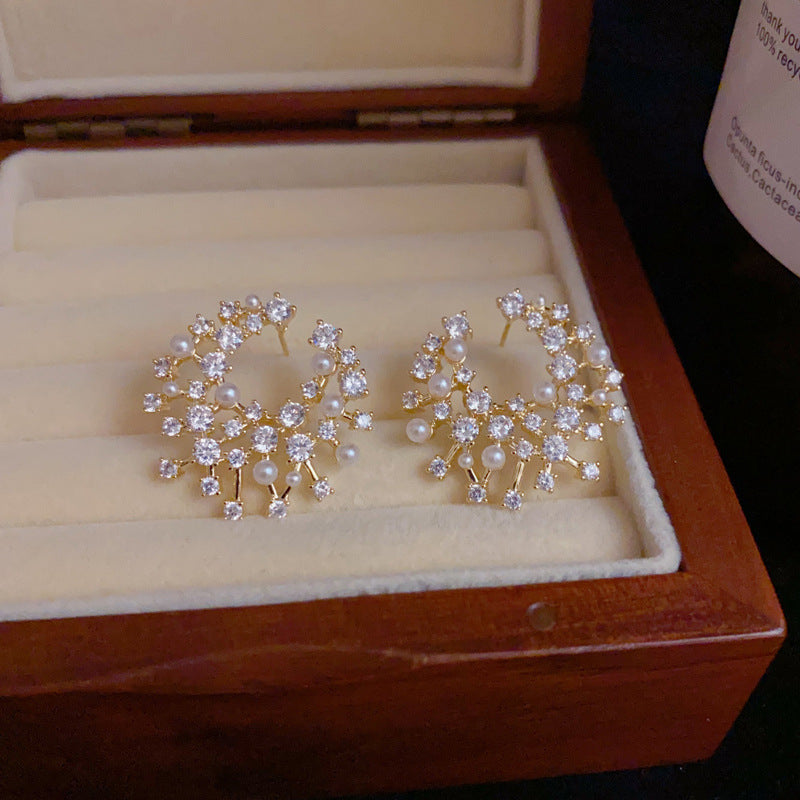 14K Gold-Plated Full Rhinestone Pearl C-Shaped Earrings – Chic Design