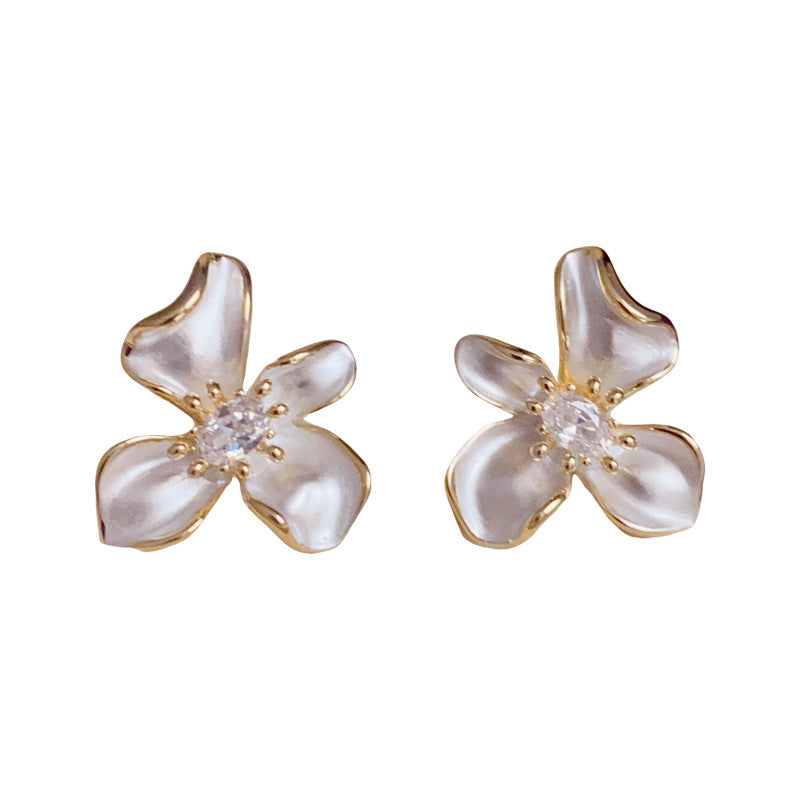 14K Gold Minimalist Enamel Flower Stud Earrings – Elegant Design