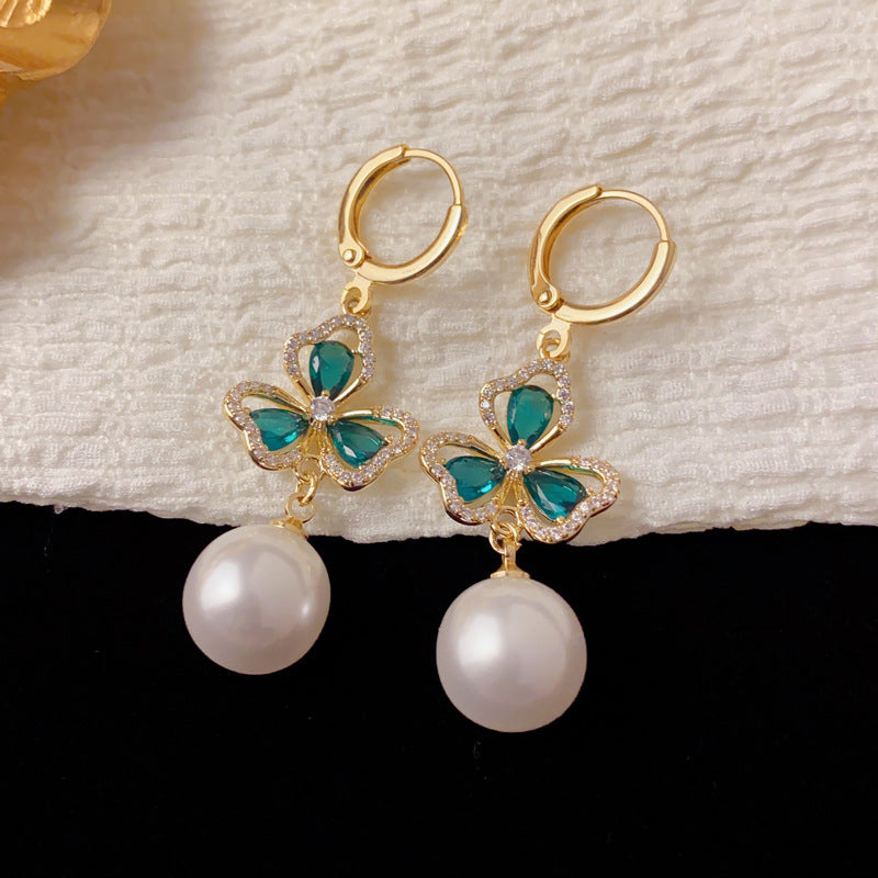 Luxury Green 3-Leaf Flower Pearl Tassel Drop Earrings – Elegant Design