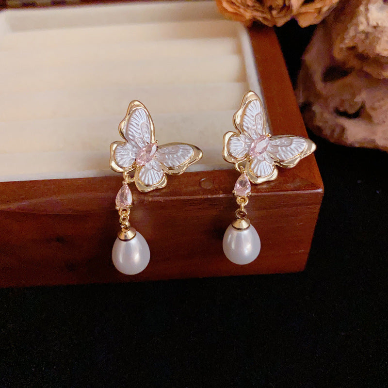 Luxury Butterfly Teardrop Pearl Drop Gold Earrings – Elegant Design