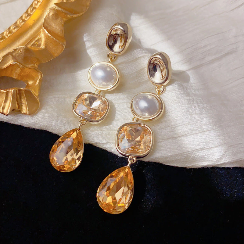 Luxury Geometric Pearl Teardrop Tassel Earrings – Elegant Design