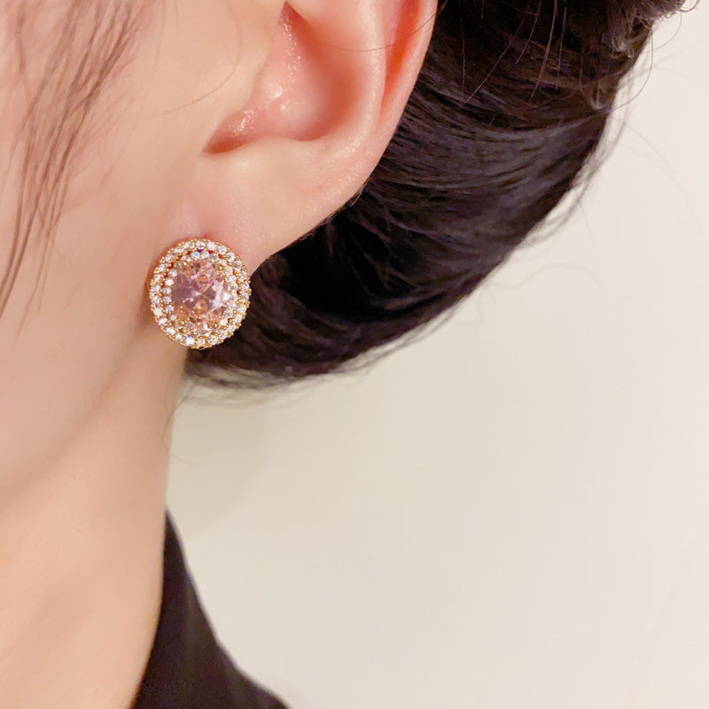 Elegant Zircon Oval Stud Gold Earrings – Geometric Design