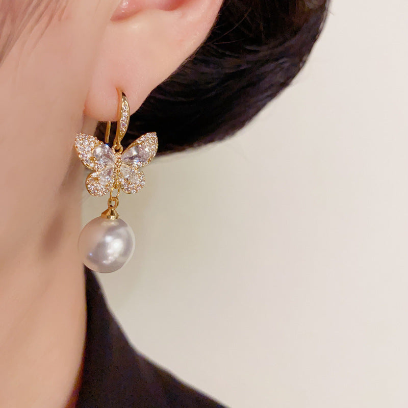 Luxury Zircon Butterfly & Pearl Drop Earrings – Elegant Design
