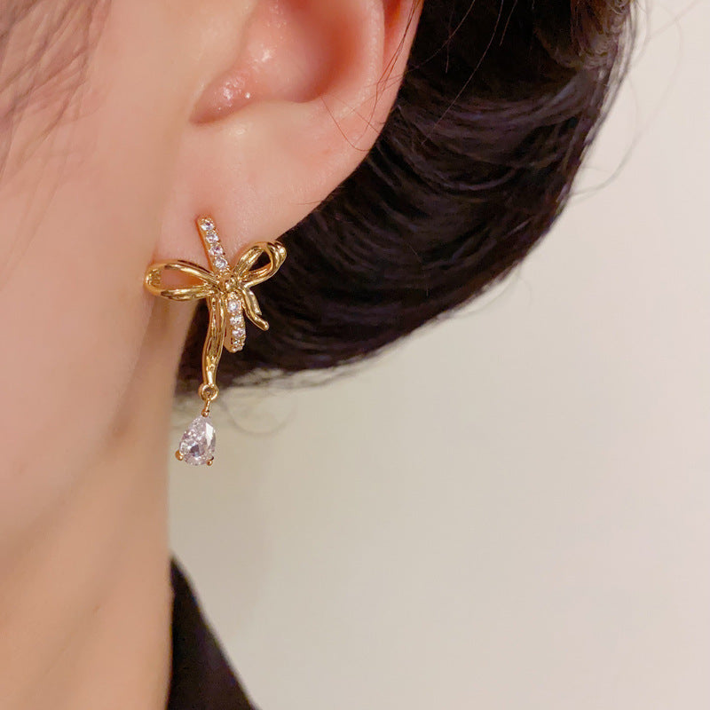 Luxury Zircon Metal Bow & Droplet Earrings – Elegant Design