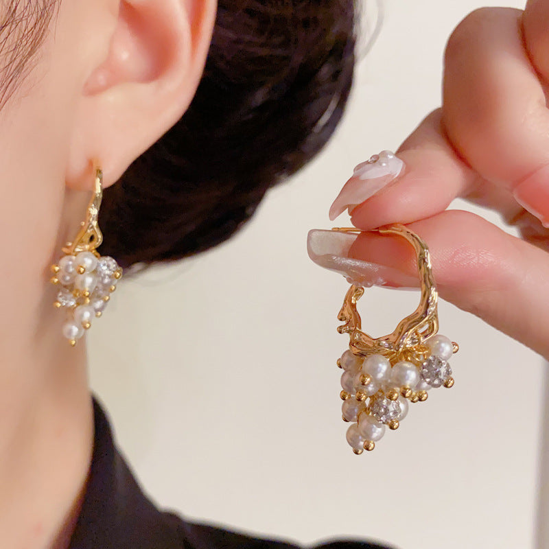 Luxury Geometric Grape Beaded Tassel Earrings – Elegant Design