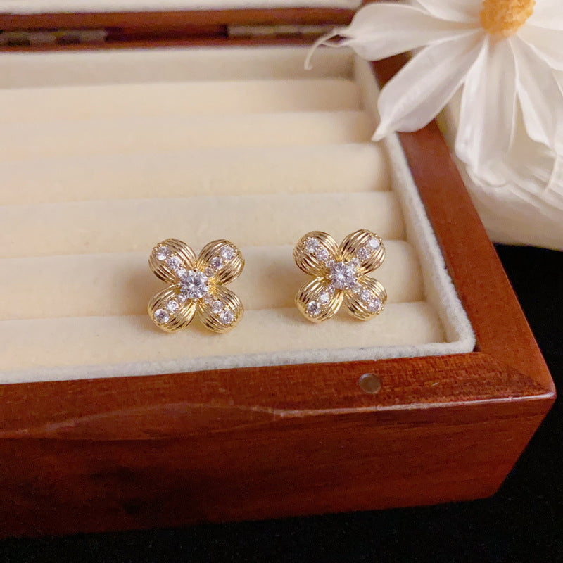 Luxury Zircon Four-Leaf Flower Stud Earrings – Elegant Floral Design
