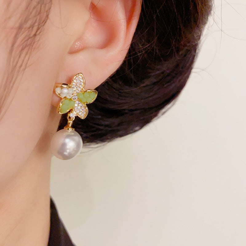14K Gold-Plated Green Petal Pearl Drop Earrings – Chic Floral Design