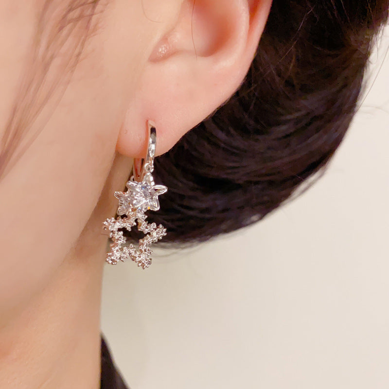 14K Gold Minimalist Metal Star Tassel Drop Earrings – Elegant Design