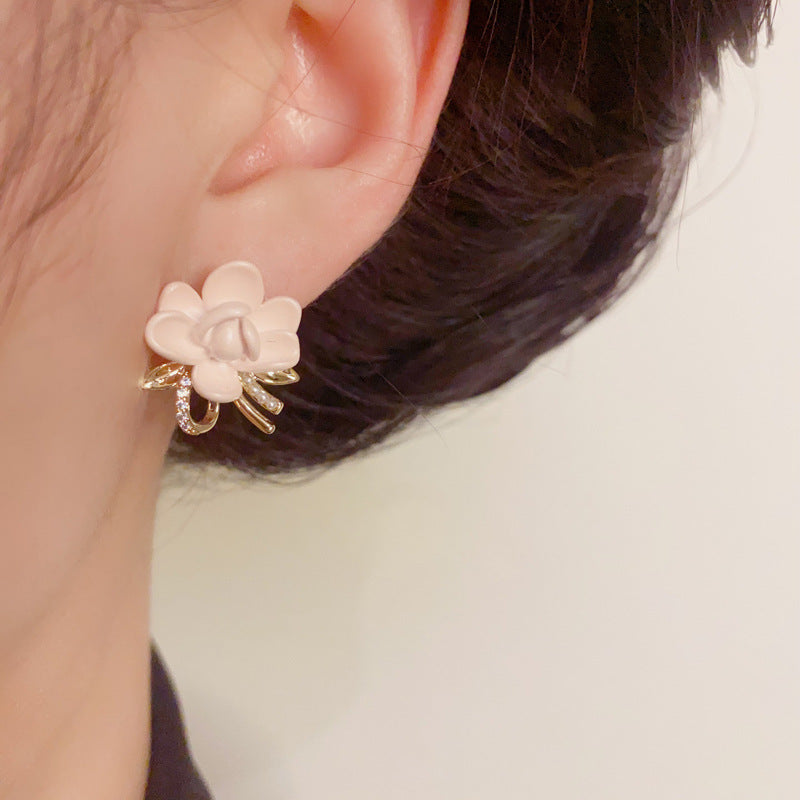 14K Gold Sweet Petal Bow Stud Earrings – S925 Silver Needle