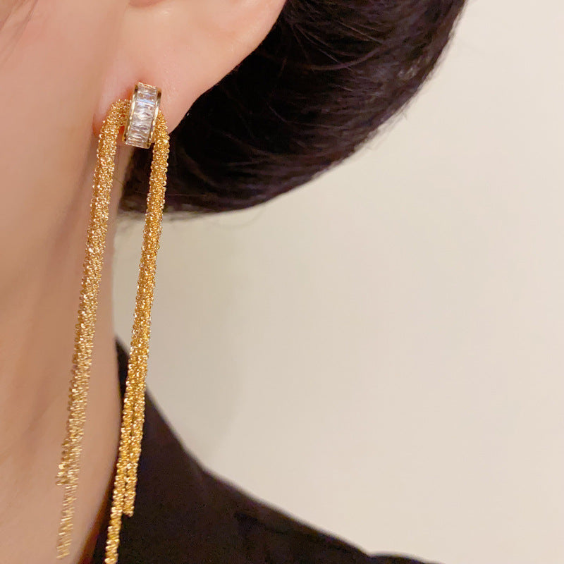 Luxury Metal Geometric Long Tassel Drop Earrings – Elegant Design