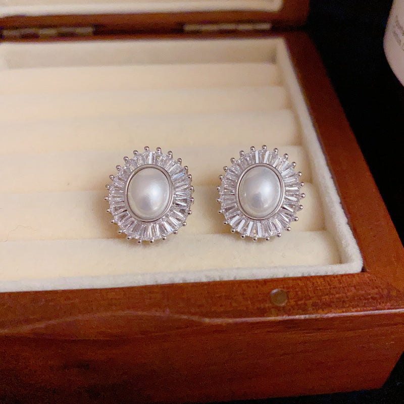 14K Gold Zircon Pearl Sunflower Stud Earrings- Chic Elegance Design