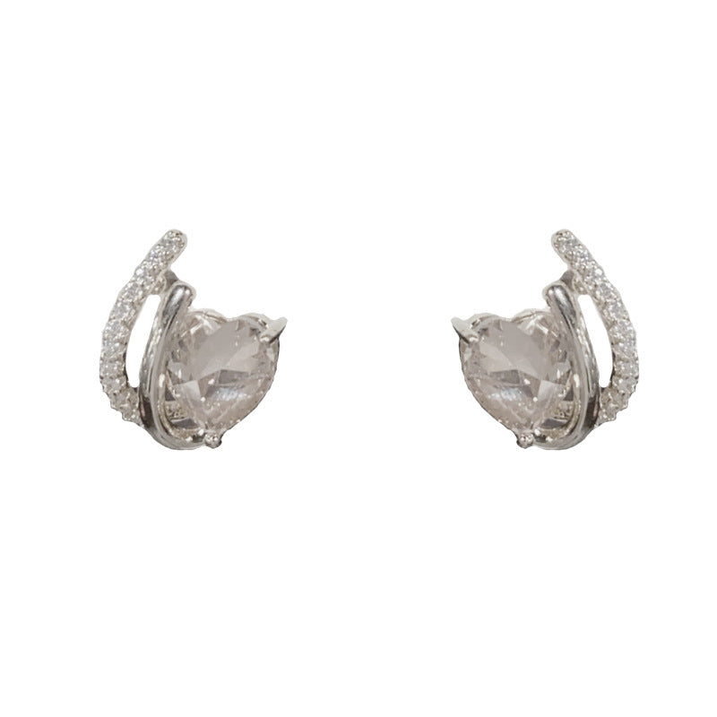 Luxury Zircon Geometric Heart Stud Earrings – Elegant Design