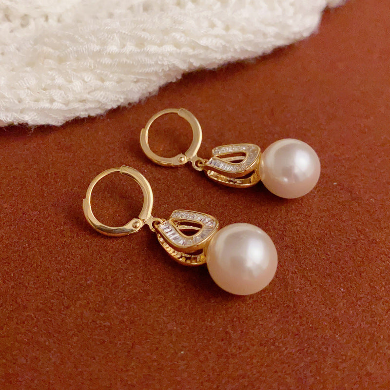 14K Gold-Plated Geometric Pearl Drop Earrings – Elegant Long Tassel