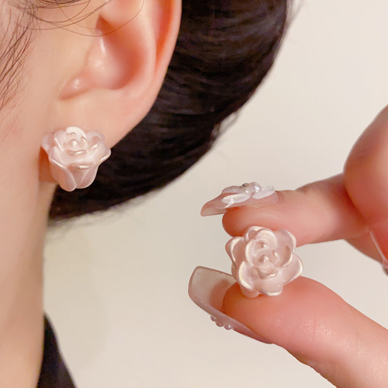 14K Gold 3D Rose Flower Stud Earrings – Sweet & Minimalist Design