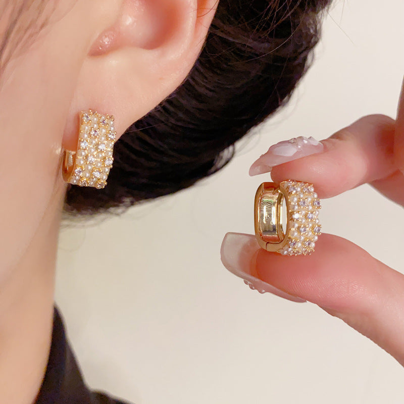 Luxury Zircon & Pearl Geometric Ear Cuff Earrings – Elegant Design