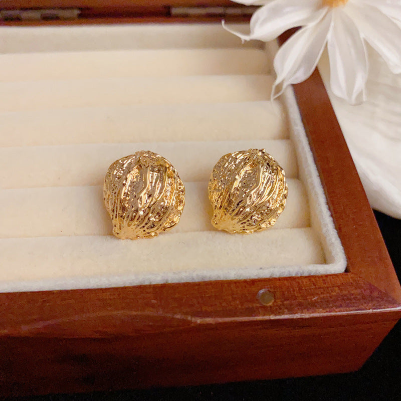 Elegant Irregular Metal Round Stud Earrings – Geometric Design