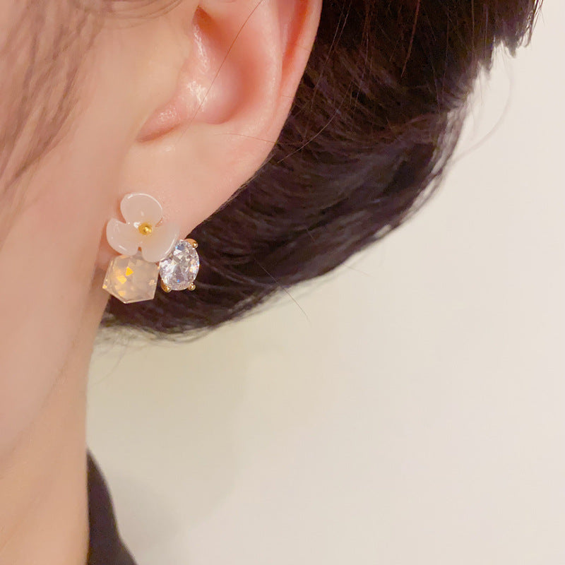 Pink Flower Zircon & Square Crystal Earrings – Elegant Floral Design