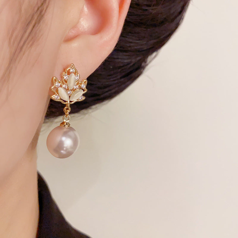 14K Gold Asymmetrical Leaf Pearl Tassel Earrings – Elegant Design
